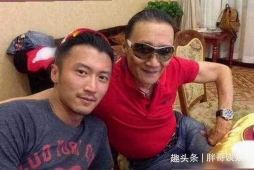 吴京现场带娃，背后隐藏的娱乐圈大秘密竟然是这样！