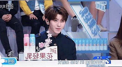 明星内幕大揭秘：从翻车到反转的背后逻辑