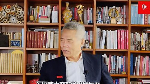 从“丝袜美腿”到“翻车现场”——网红的真实人生反转引热议
